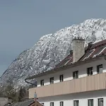 Szálloda Loy