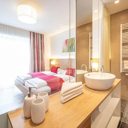 Loy Hotell 3*